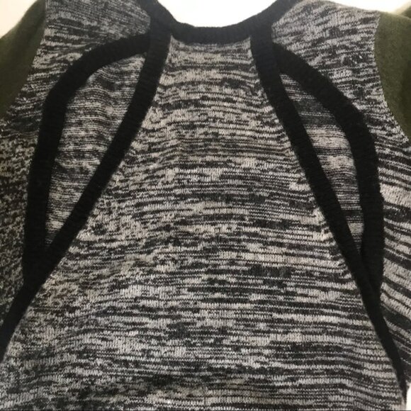 Anthropology SI-IAE Cashmere Sweater Top CutOut Soft ColorBlock Gray Black Green - Picture 4 of 16